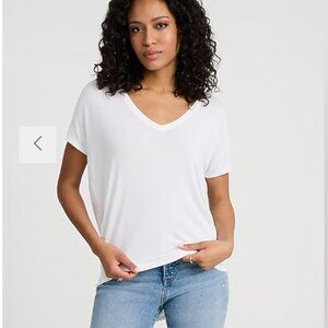 Express Relaxed V-neck Short Sleeve London Tee NWT